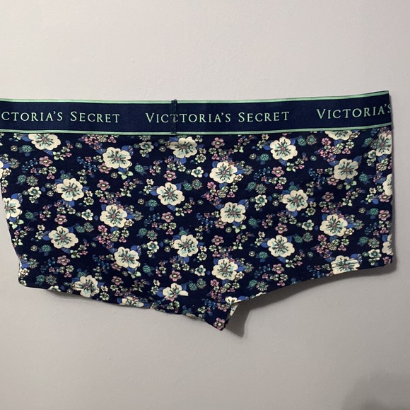 Victoria’s Secret panty - Picture 2 of 5